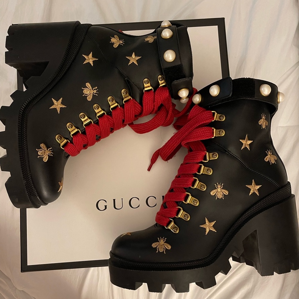 Women Gucci leather Ankle Boots